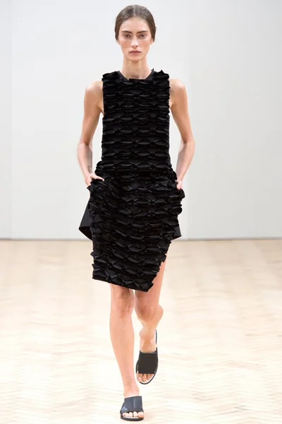 Look 33